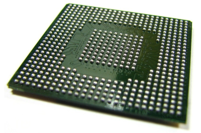 پکیج BGA چیست؟ آی سی BGA از نمای نزدیک همراه با توپ های قلع